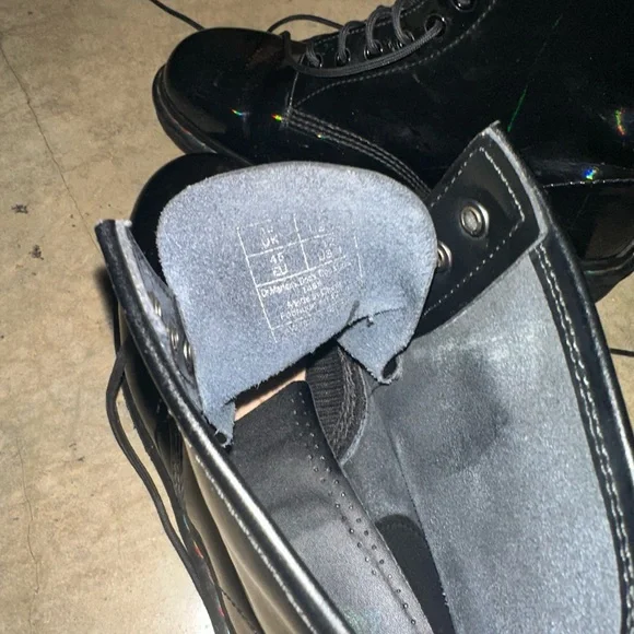 Dr. Martens Jadon HI Rainbow Patent Boots in Black - Picture 7 of 7